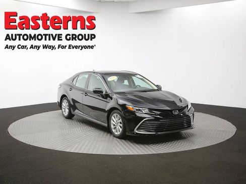 Used 2023 Toyota Camry LE image 47
