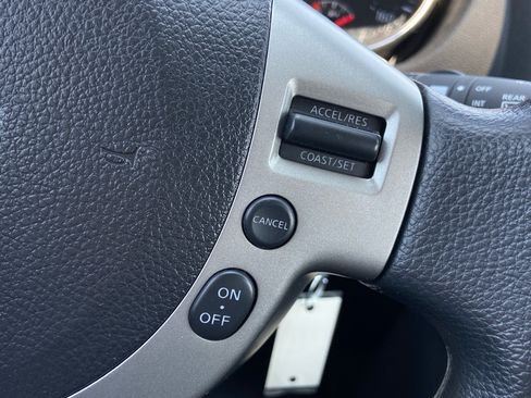 Used 2013 Nissan Rogue S FWD image 18
