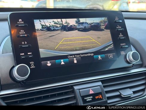 Used 2018 Honda Accord Touring image 23