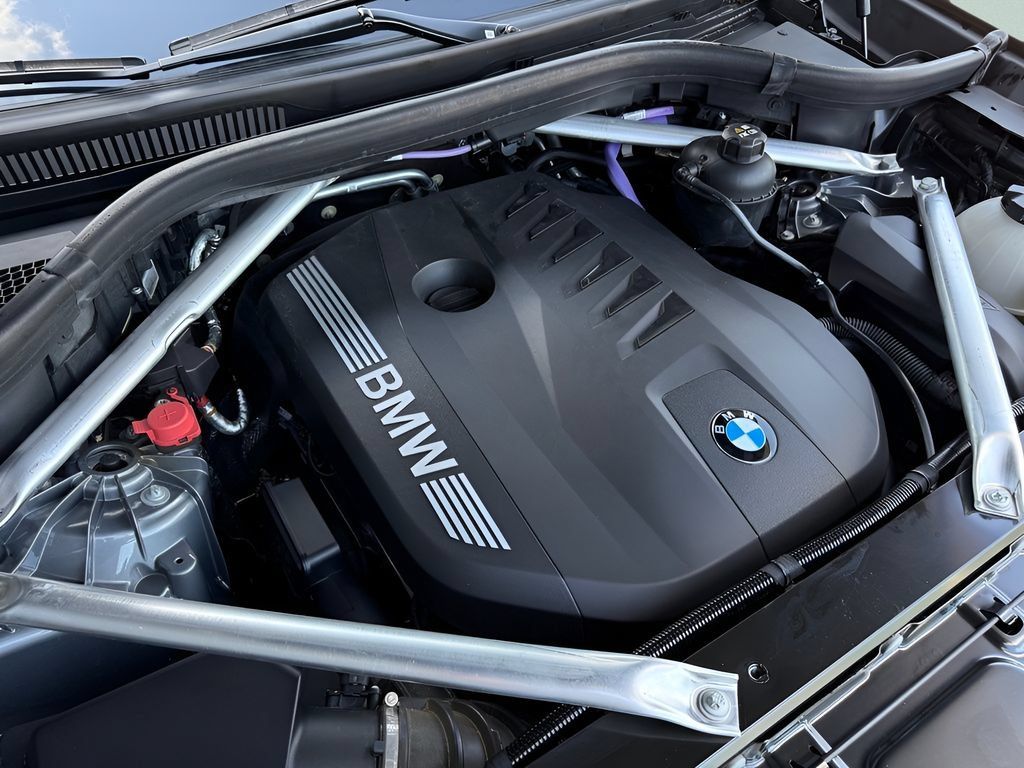 Certified 2024 BMW X5 sDrive40i w/ Premium Package RWD image 23