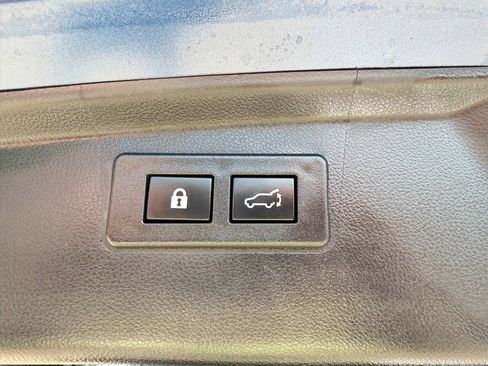 Used 2022 Subaru Outback Premium AWD/4WD image 23