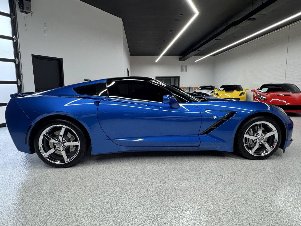 Used 2014 Chevrolet Corvette Stingray Coupe w/ 2LT Preferred Equipment Group RWD image 15