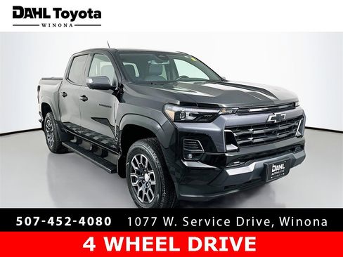 Used 2024 Chevrolet Colorado LT w/ LT Convenience Package III image 1