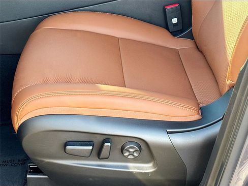 New 2025 VinFast VF 8 Plus image 19