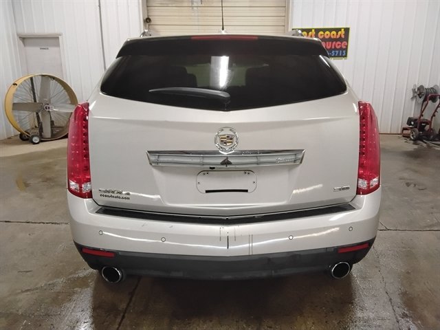 Used 2016 Cadillac SRX Luxury w/ Driver Assist Package AWD/4WD image 8