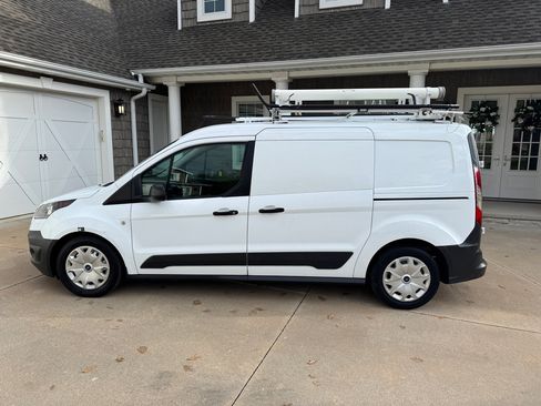 Used 2015 Ford Transit Connect XL image 3