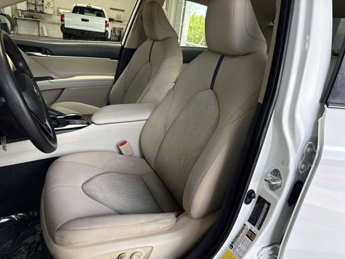 Used 2023 Toyota Camry LE FWD image 17