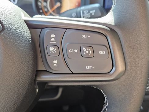 New 2025 Jeep Gladiator Sport AWD/4WD image 22