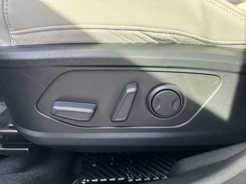 New 2026 Hyundai Tucson Limited image 15