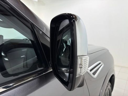 Used 2024 Nissan Armada Platinum w/ Captain's Chairs Package AWD/4WD image 29