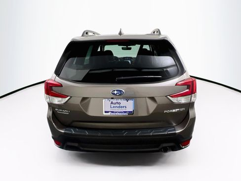 Used 2023 Subaru Forester Limited AWD/4WD image 6