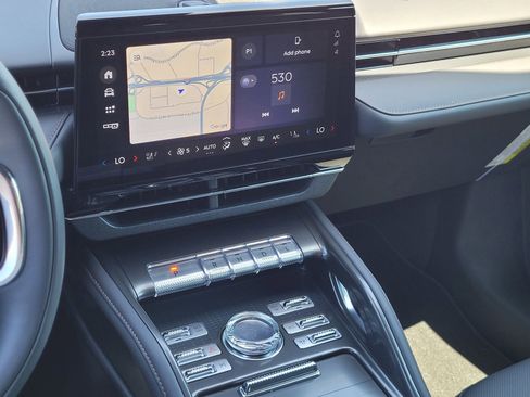 New 2025 Lincoln Nautilus Premier w/ Jet Appearance Package image 11