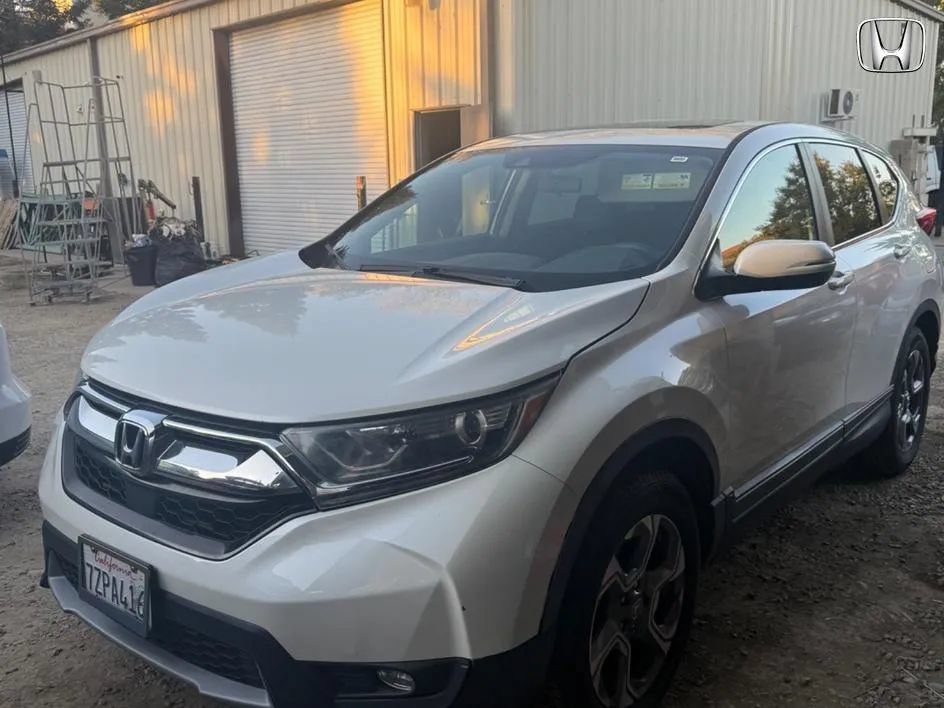 Used 2017 Honda CR-V EX image 2