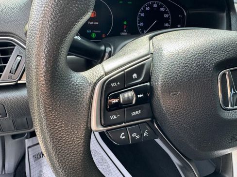 Used 2018 Honda Accord LX image 21