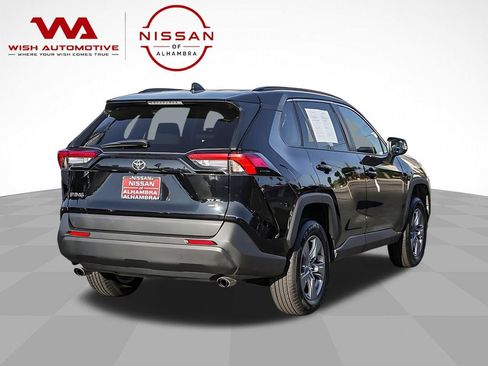 Used 2024 Toyota RAV4 XLE AWD/4WD image 7