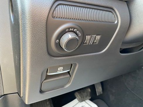 New 2026 Jeep Grand Wagoneer 4WD w/ Quick Order Packge 29V Upland image 22