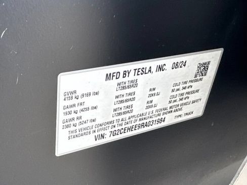 Used 2024 Tesla Cybertruck Cyberbeast AWD/4WD image 32