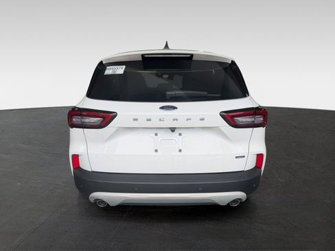 Used 2023 Ford Escape SE FWD image 7