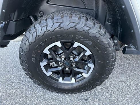 Used 2025 Jeep Wrangler Unlimited Rubicon 4xe w/ Safety Group AWD/4WD image 16
