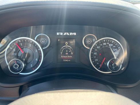 Used 2024 RAM 3500 Big Horn AWD/4WD image 19