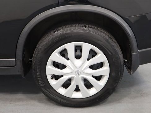 Used 2015 Nissan Rogue S image 23