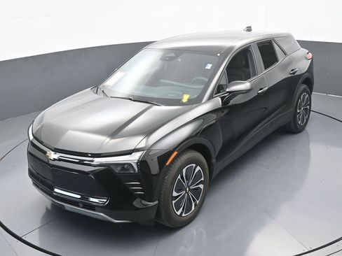 Used 2025 Chevrolet Blazer EV LT image 53