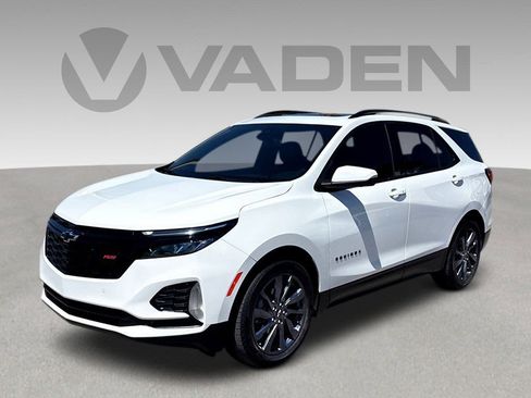 Certified 2024 Chevrolet Equinox RS FWD image 3