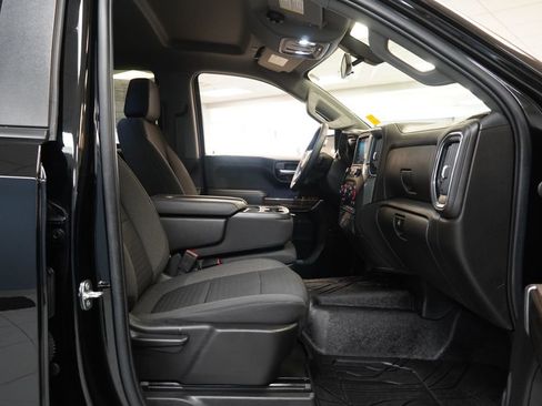 Certified 2022 Chevrolet Silverado 1500 RST w/ Redline Edition image 24