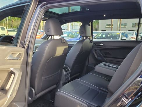 Used 2020 Volkswagen Tiguan SEL Premium R-Line w/ 3rd Row Seat Package image 17