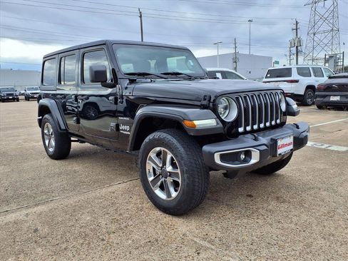 Used 2020 Jeep Wrangler Unlimited Sahara w/ LED Lighting Group image 2
