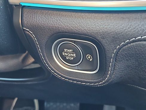 Used 2021 Mercedes-Benz GLE 450 4MATIC w/ Premium Package image 28
