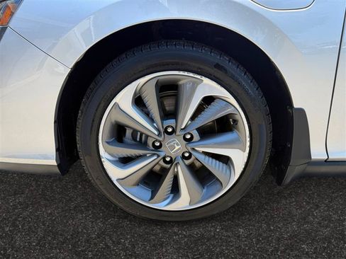 Used 2018 Honda Clarity Touring image 17