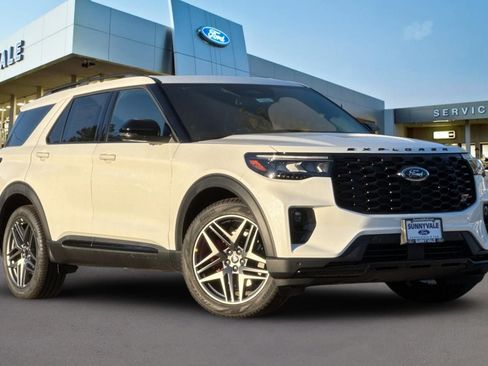 New 2026 Ford Explorer ST w/ Sun And Sound Package AWD/4WD image 2