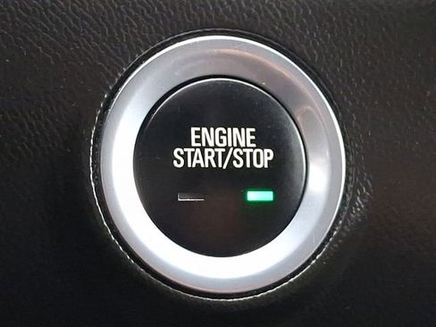 Used 2018 GMC Terrain SLE image 22