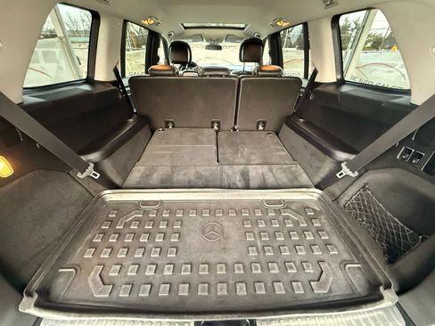 Used 2014 Mercedes-Benz GL 550 4MATIC image 22