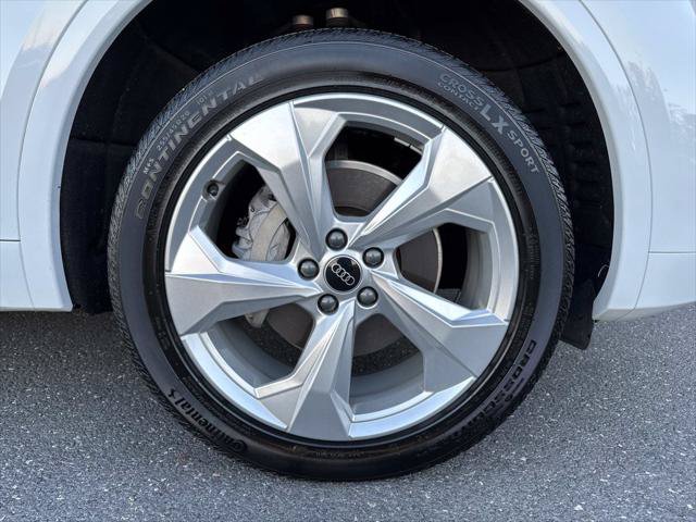 Certified 2023 Audi Q5 2.0T Premium Plus w/ Premium Plus Package AWD/4WD image 6
