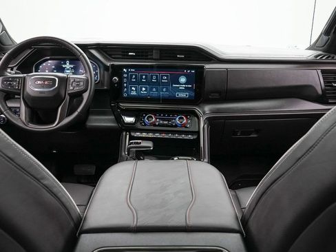Used 2024 GMC Sierra 1500 AT4X image 16