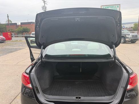 Used 2015 Chrysler 200 Limited image 47