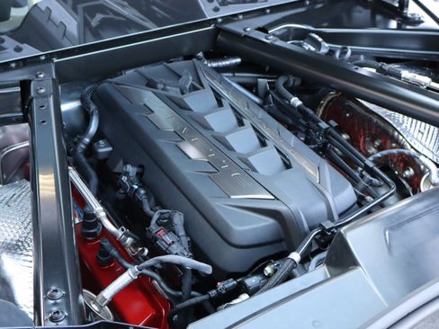 Used 2026 Chevrolet Corvette Stingray Coupe w/ 1LT RWD image 31