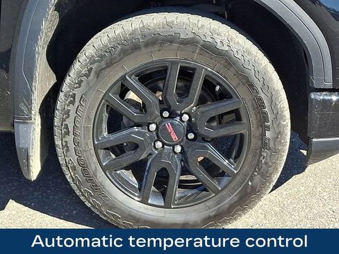 Used 2023 GMC Sierra 1500 Elevation image 12