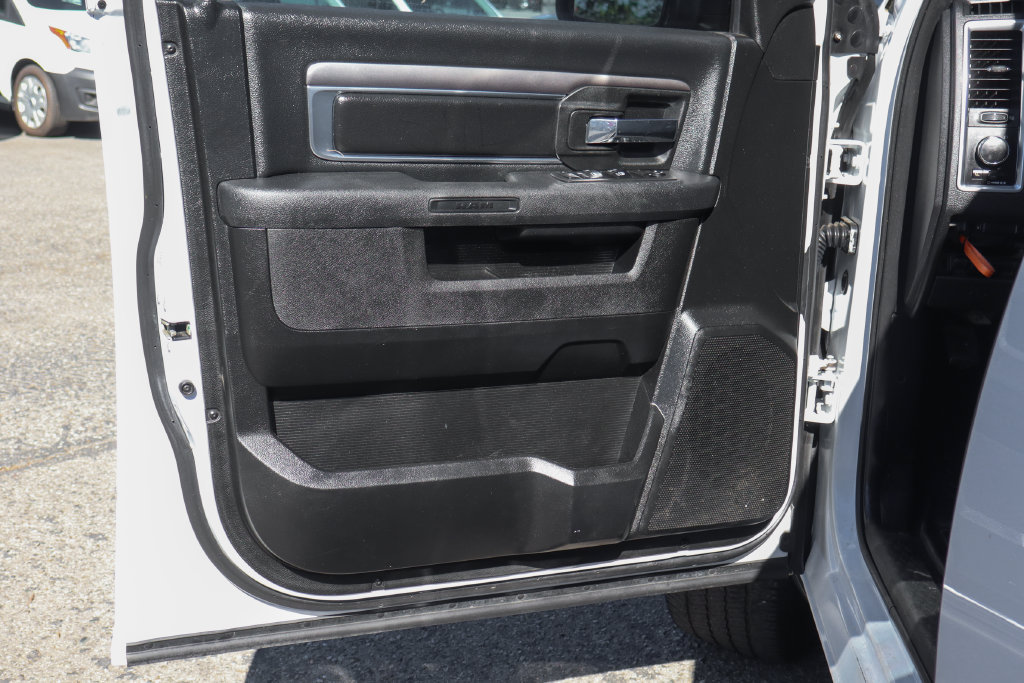Used 2021 RAM 1500 Warlock w/ Electronics Group RWD image 16