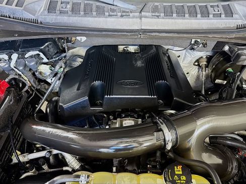 Used 2020 Ford F150 Lariat w/ Equipment Group 502A Luxury AWD/4WD image 36