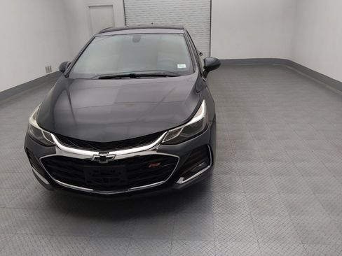 Used 2019 Chevrolet Cruze LT w/ Convenience Package FWD image 15