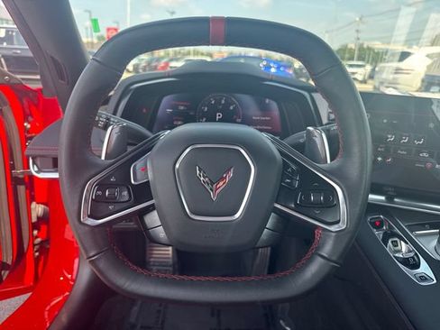 Used 2020 Chevrolet Corvette Stingray Convertible w/ 1LT RWD image 17