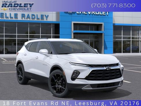 New 2025 Chevrolet Blazer LT w/ Convenience Package image 9