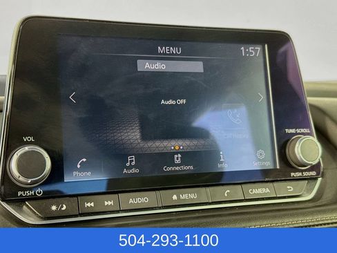 Used 2024 Nissan Rogue S AWD/4WD image 16