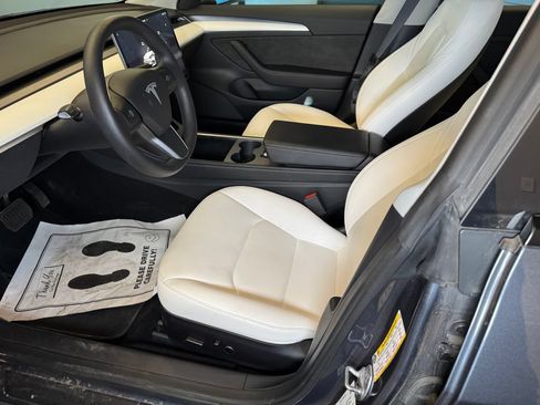 Used 2022 Tesla Model 3 Long Range AWD/4WD image 16