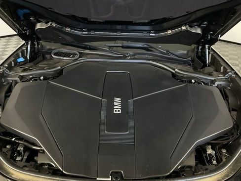 Used 2024 BMW i7 xDrive60 RWD image 41