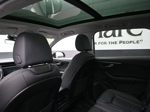 Used 2023 Audi Q7 2.0T Premium Plus w/ Premium Plus Package AWD/4WD image 25
