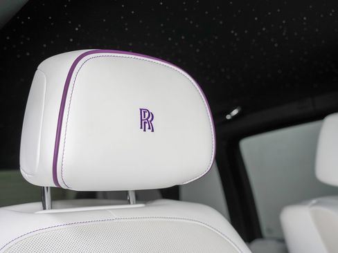 Used 2022 Rolls-Royce Cullinan w/ Dark Exterior Package AWD/4WD image 31